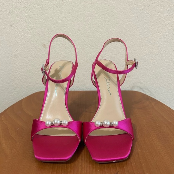 Betsey Johnson Fuchsia Blue Bottom Women's Size 6.5 Heels Formal Pearl Toe Strap - Picture 3 of 11